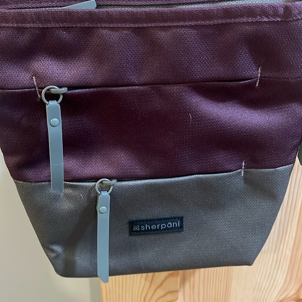Sherpani Women's Two-Tone Bag - Burgundy and Gray